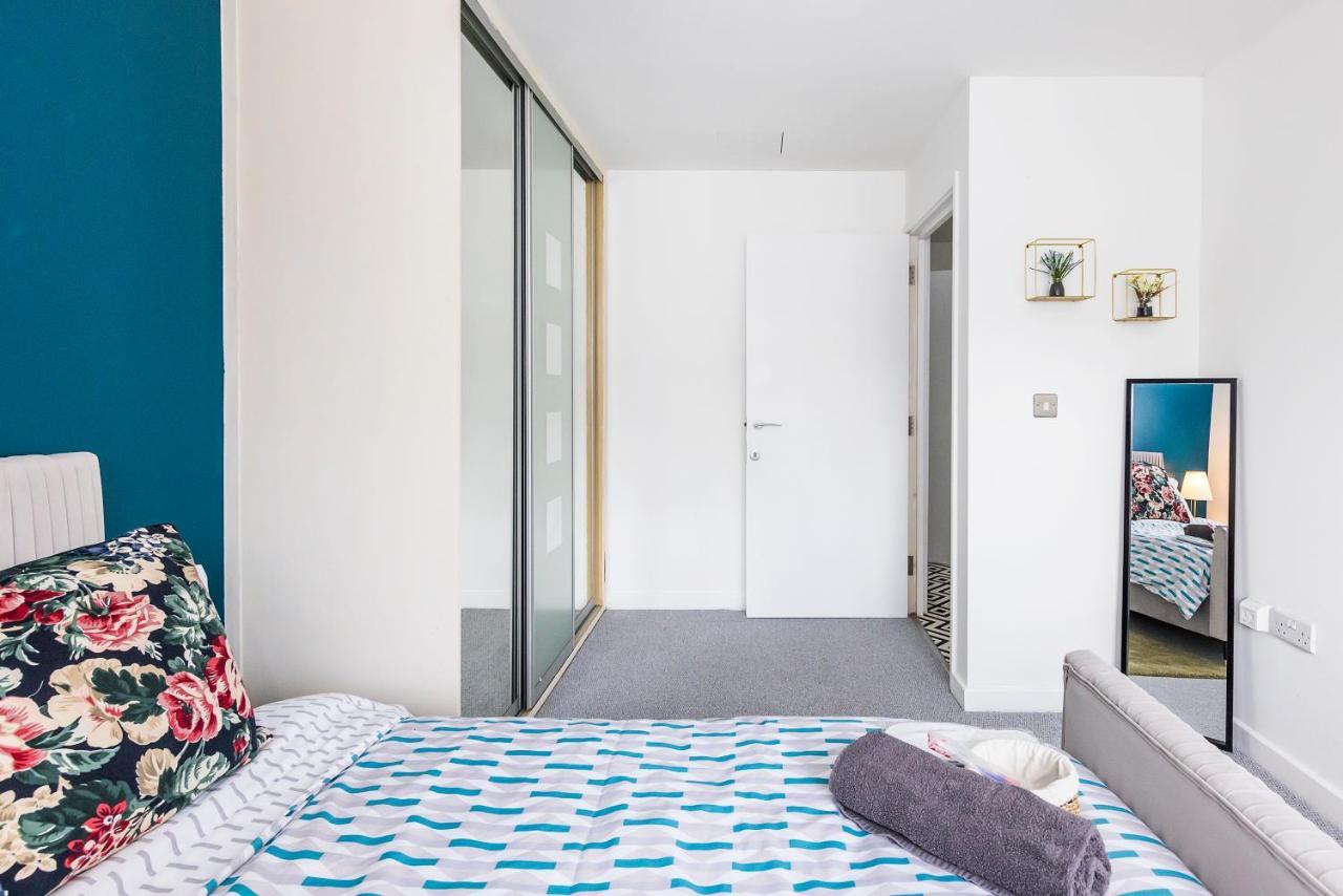 Bow Wharf Apartments London Exterior foto